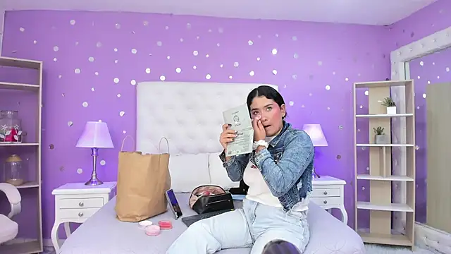 scarlette 15  online show from 11/20/25, 03:07