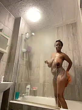 Snapshot of Wettitiesxxx chatting on 03/19/26, 08:18 Wettitiesxxx online show from 03/19/26, 08:18