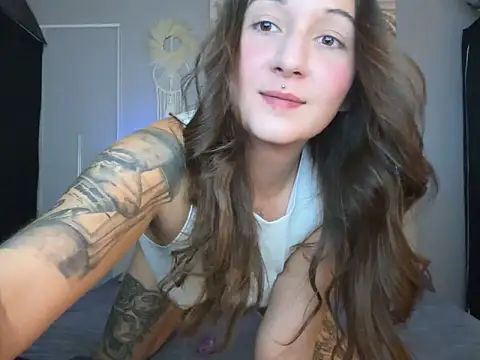 Snapshot of Jennyke66 chatting on 10/18/25, 06:19 Jennyke66 online show from 10/18/25, 06:19