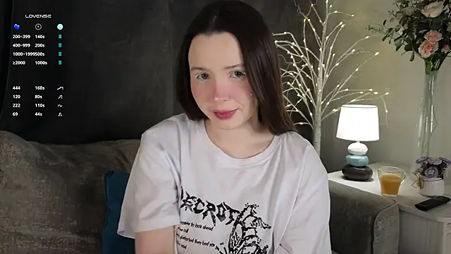 Snapshot of GarynAnstead chatting on 12/03/24, 11:22 GarynAnstead online show from 12/03/24, 11:22