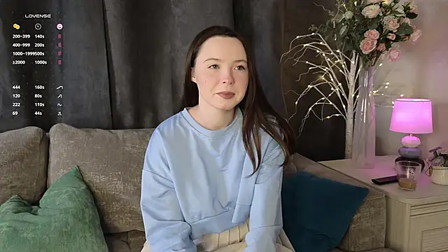 Snapshot of GarynAnstead chatting on 12/06/24, 11:11 GarynAnstead online show from 12/06/24, 11:11