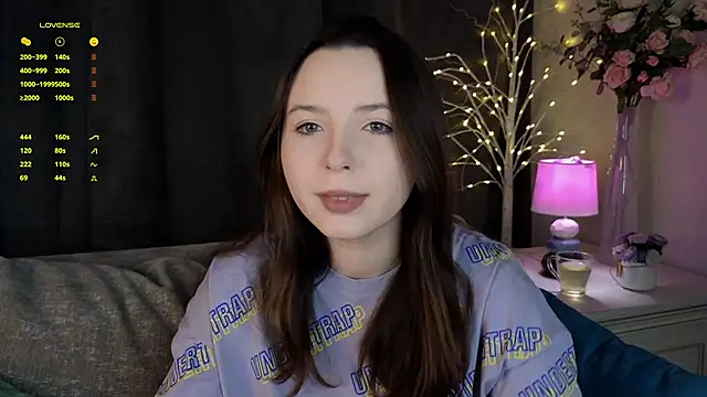 Snapshot of GarynAnstead chatting on 12/10/24, 11:11 GarynAnstead online show from 12/10/24, 11:11