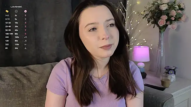 Snapshot of GarynAnstead chatting on 12/13/24, 11:23 GarynAnstead online show from 12/13/24, 11:23