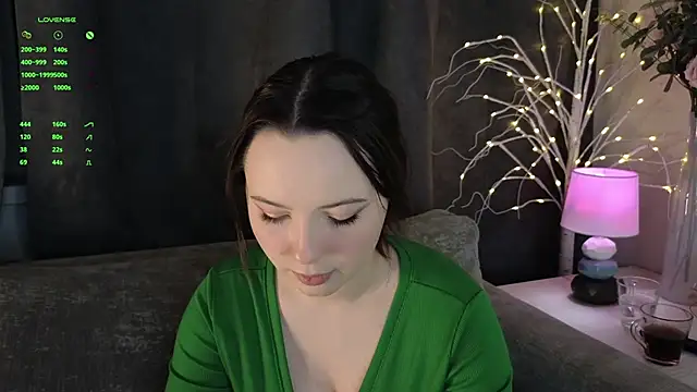 Snapshot of GarynAnstead chatting on 12/20/24, 02:27 GarynAnstead online show from 12/20/24, 02:27