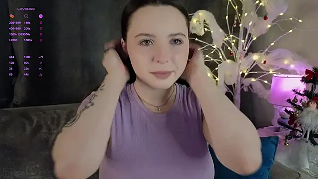 Snapshot of GarynAnstead chatting on 01/14/25, 02:11 GarynAnstead online show from 01/14/25, 02:11