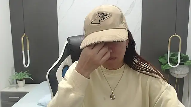 alma fenix online show from 12/05/24, 12:11