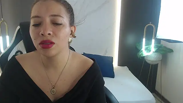 alma fenix online show from 12/09/24, 03:22