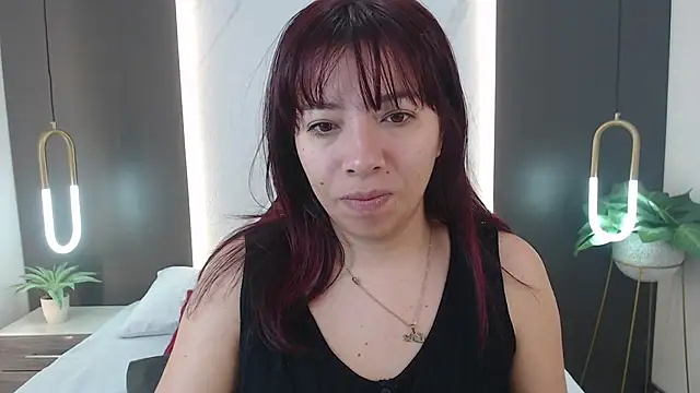 alma fenix online show from 01/11/25, 12:18