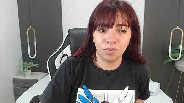 alma fenix online show from 01/13/25, 12:13