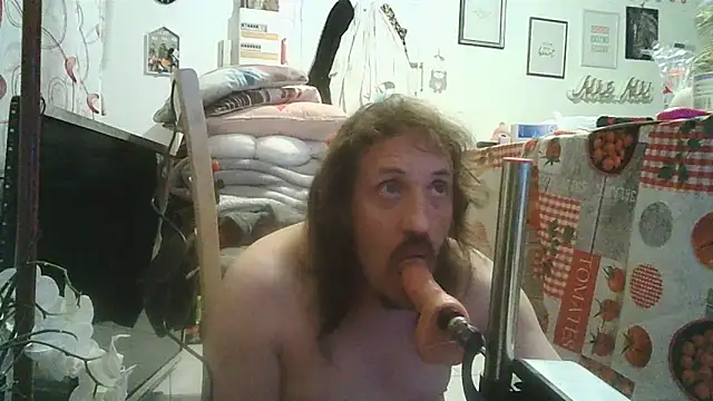 cyril020202 online show from 10/11/25, 08:51