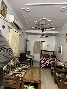 Snapshot of John_desihunk chatting on 12/15/24, 09:45 John desihunk online show from 12/15/24, 09:45