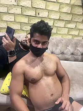 Snapshot of John_desihunk chatting on 01/19/25, 05:18 John desihunk online show from 01/19/25, 05:18