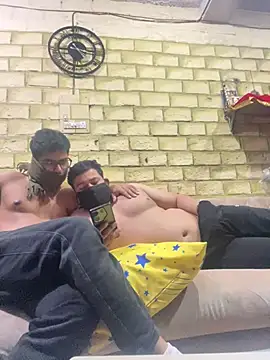 Snapshot of John_desihunk chatting on 02/04/25, 09:52 John desihunk online show from 02/04/25, 09:52