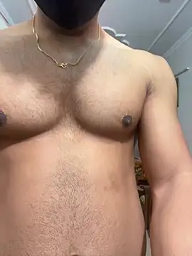 Snapshot of John_desihunk chatting on 03/08/25, 10:32 John desihunk online show from 03/08/25, 10:32