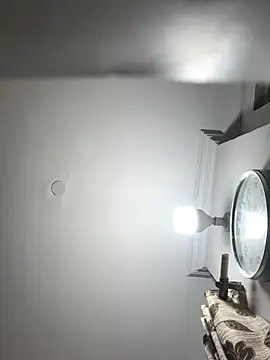 Snapshot of John_desihunk chatting on 12/03/25, 05:33 John desihunk online show from 12/03/25, 05:33