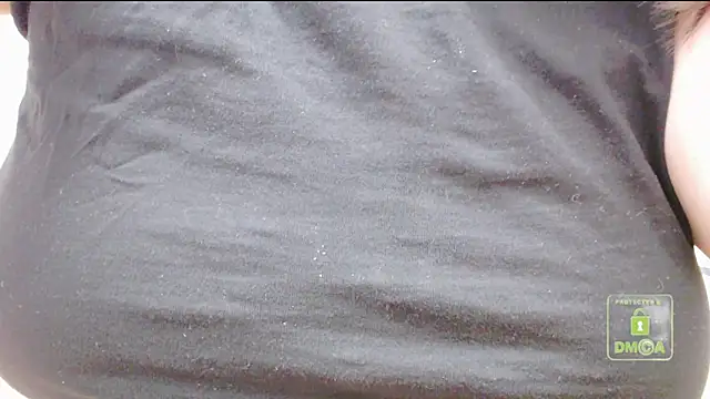cute and hot online show from 12/18/24, 12:29