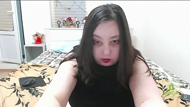 cute and hot online show from 12/29/24, 12:45