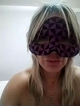 Snapshot of porcedda38 chatting on 01/20/25, 11:24 porcedda38 online show from 01/20/25, 11:24