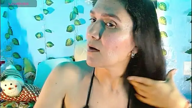 Snapshot of venus_swet_ chatting on 12/04/25, 12:31 venus swet online show from 12/04/25, 12:31