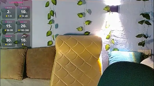 venus swet  online show from 07/19/26, 12:36