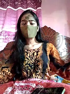 Arisha- online show from 10/21/25, 09:54