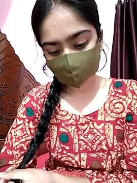 Arisha- online show from 10/25/25, 08:58