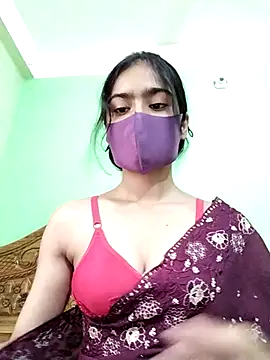 Snapshot of Arisha- chatting on 05/17/26, 06:00 Arisha- online show from 05/17/26, 06:00