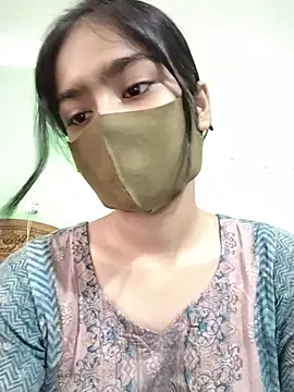 Snapshot of Arisha- chatting on 05/22/26, 05:25 Arisha- online show from 05/22/26, 05:25