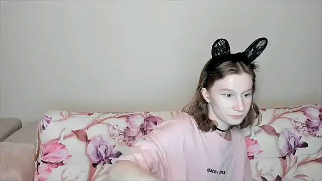 EnigmaSee online show from 12/20/24, 02:38