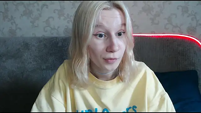 EnigmaSee online show from 10/03/25, 08:33