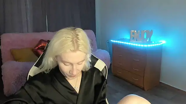 EnigmaSee online show from 07/11/26, 09:34