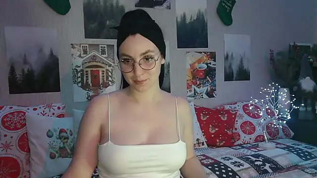 Fluffy Tiffy online show from 12/09/24, 06:01