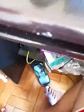 Snapshot of lobomisterioso13 chatting on 11/20/25, 02:06 lobomisterioso13 online show from 11/20/25, 02:06