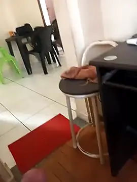 Snapshot of lobomisterioso13 chatting on 12/02/25, 01:28 lobomisterioso13 online show from 12/02/25, 01:28