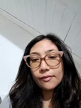 Snapshot of Mia_Ruiz chatting on 02/05/25, 01:04 Mia Ruiz online show from 02/05/25, 01:04