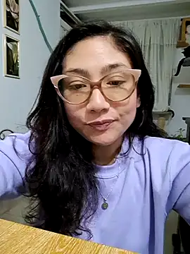 Snapshot of Mia_Ruiz chatting on 02/08/25, 01:43 Mia Ruiz online show from 02/08/25, 01:43