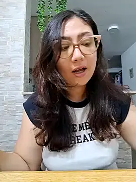 Snapshot of Mia_Ruiz chatting on 03/07/25, 03:29 Mia Ruiz online show from 03/07/25, 03:29