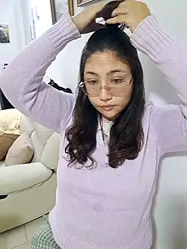 Snapshot of Mia_Ruiz chatting on 09/27/25, 03:33 Mia Ruiz online show from 09/27/25, 03:33