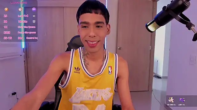 aldrinwhite online show from 12/22/24, 06:59