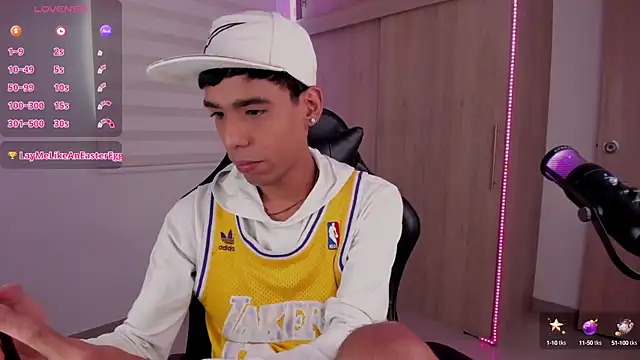 aldrinwhite online show from 01/17/25, 05:19