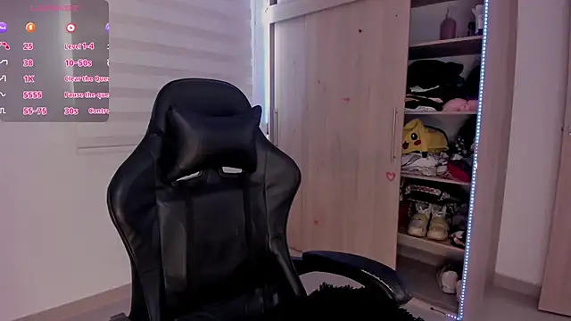 aldrinwhite online show from 02/20/25, 06:13