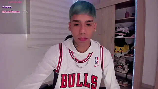 aldrinwhite online show from 02/27/25, 02:54