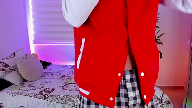 aldrinwhite online show from 10/05/25, 06:17