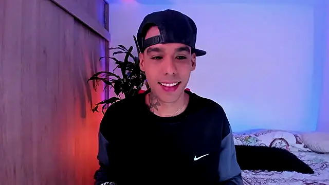 aldrinwhite online show from 06/20/26, 03:15