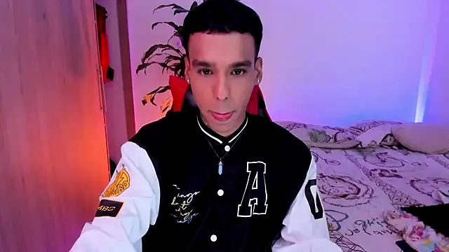 aldrinwhite online show from 07/28/26, 06:20