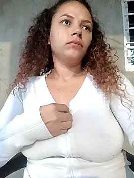Mommy-Hot online show from 01/31/25, 11:13