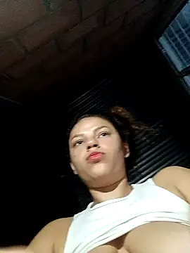 Mommy-Hot online show from 02/06/25, 11:10