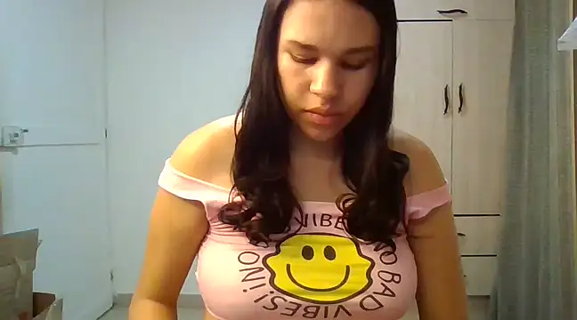 Indirasex 44 online show from 02/06/25, 04:21