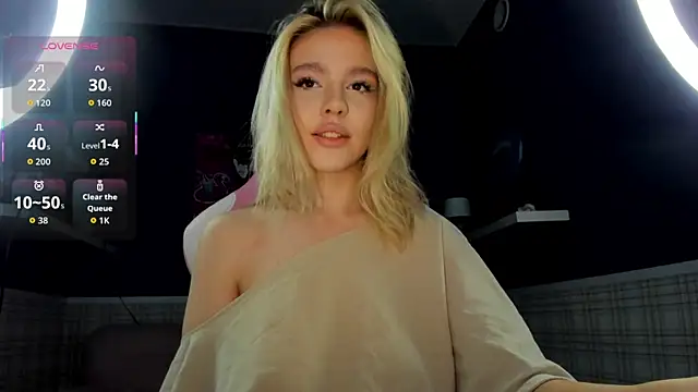 Anna Robinson online show from 09/15/25, 01:05