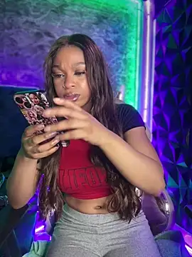 Snapshot of Melany_Williams chatting on 09/30/25, 01:16 Melany Williams online show from 09/30/25, 01:16